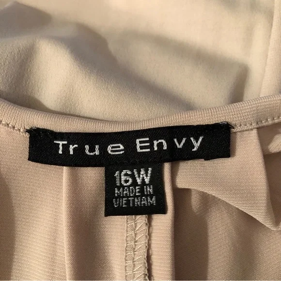 Womens True Envy Woman Short Sleeve Dress - Picture 8 of 16